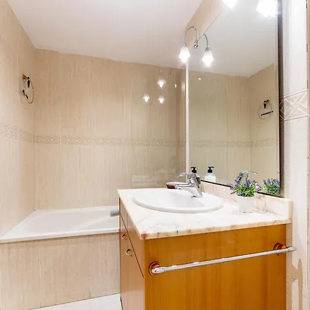 Apartamento En Av De Francia Y Cartes Y Ciencias