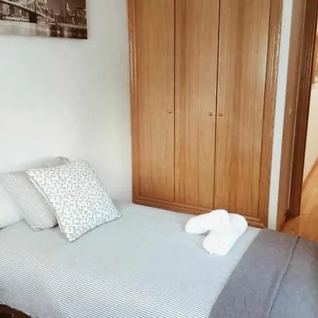 En Av De Francia Y Cartes Y Ciencias Apartmán *